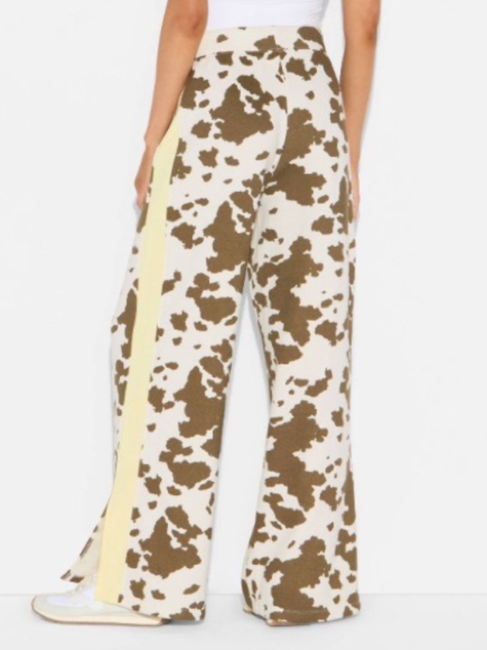 Grayson Thread Women’s Wide-Leg Cowprint Pants w/Side Stripe Sz Small NWT - Picture 3 of 9